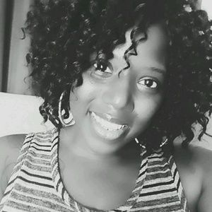 Meet your Posher, Lenise